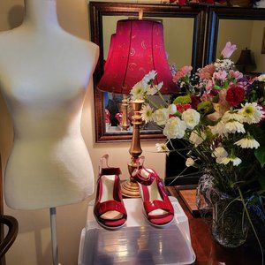 Easy Spirit 9.5 Red Wedge Sandals